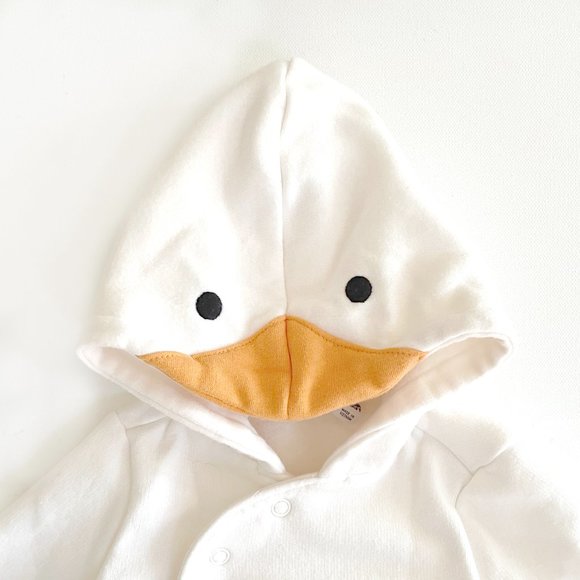 Old Navy White and Orange Kids Matching Set - Picture 2 of 3